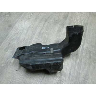  Фильтр воздушный к  Mitsubishi  Space Wagon,  1996