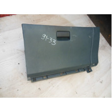  Бардачок к  Nissan  Primera,  1998