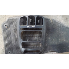  Накладка декоративная на торпедо к  Dodge  Grand Caravan,  2002