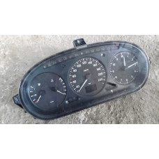  Щиток приборов (приборная панель) к  Renault  Megane,  1998