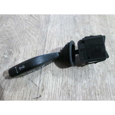  Переключатель поворотов к  Opel  Astra,  2004