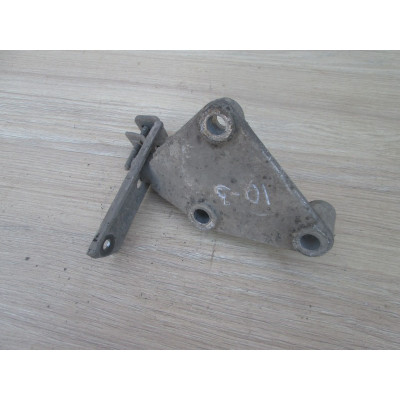  Кронштейн генератора к  Citroen  ZX,  1997