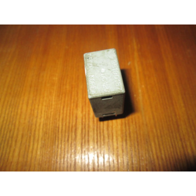  Реле (прочие) к  Daewoo  Nubira,  2000