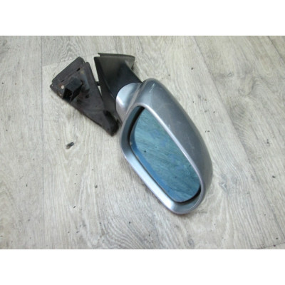  Зеркало наружное правое к  Audi  A3,  2000