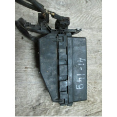  Блок предохранителей к  Nissan  Sunny,  1993