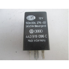  Расходомер воздуха к  Audi  100,  1985