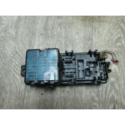  Блок предохранителей к  Mitsubishi  Space Wagon,  1996