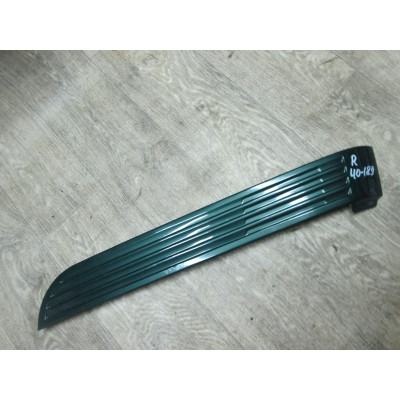  Молдинг (накладка кузовная) к  Mitsubishi  Space Wagon,  1996