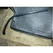  Молдинг крыши к  Mercedes  E W210,  2001