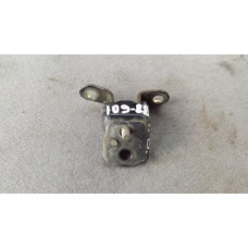  Петля двери задней левой к  Nissan  Primera,  1997