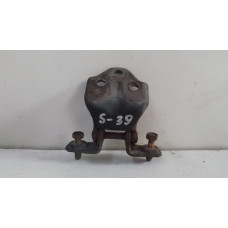  Петля двери передней левой к  Mitsubishi  Colt,  1998