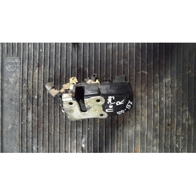  Замок двери передней правой к  Dodge  Grand Caravan,  2002