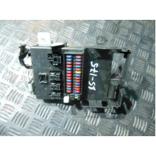  Блок предохранителей к  Nissan  Primera,  2001