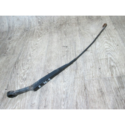  Щеткодержатель (поводок стеклоочистителя, дворник) к  Fiat  Brava,  1998