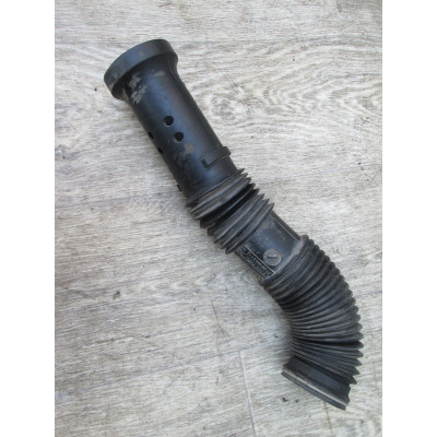  Патрубок воздушного фильтра к  Renault  Laguna,  1996