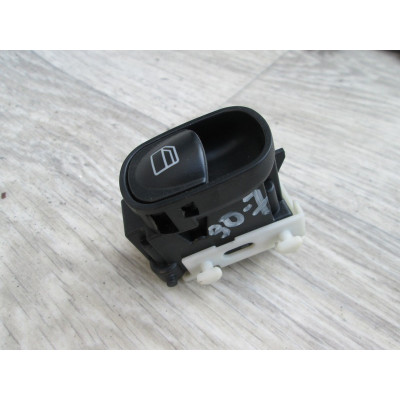  Кнопка стеклоподъемника к  Mercedes  C W203,  2002