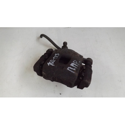  Суппорт передний правый к  Nissan  Sunny,  1993