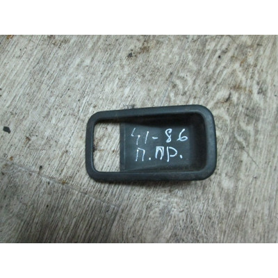  Заглушка к  Nissan  Sunny,  1993