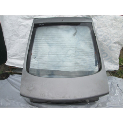  Крышка багажника (дверь 3-5) к  Mazda  626,  1996