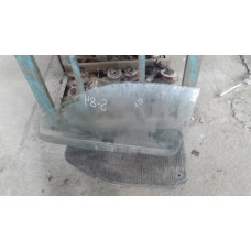  Стекло двери передней левой к  Mitsubishi  Colt,  1998