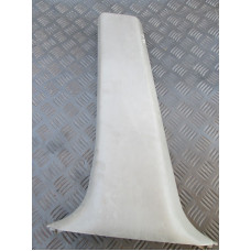  Обшивка стойки центральной левой к  Mitsubishi  Galant,  1998