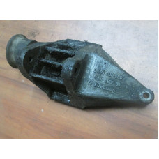  Кронштейн генератора к  Audi  100,  1985