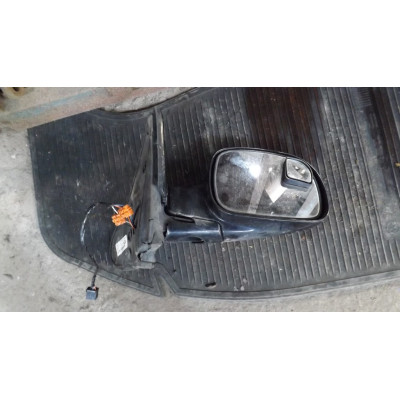  Зеркало наружное правое к  Dodge  Grand Caravan,  2002