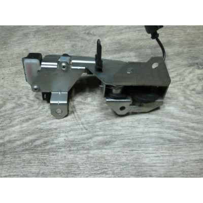 Замок багажника к  Porsche  Cayenne,  2008