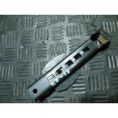  Механизм подачи ремня безопасности к  Mercedes  E W210,  2001