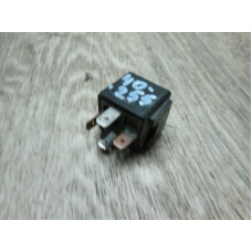  Реле (прочие) к  Mitsubishi  Space Wagon,  1996