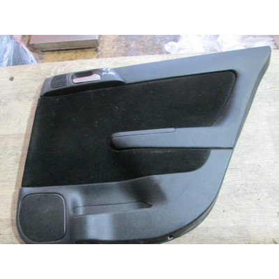  Обшивка двери задней правой (дверная карта) к  Opel  Astra,  2000