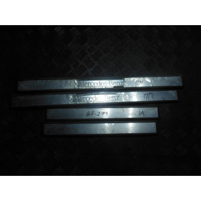  Накладка декоративная к  Mercedes  E W210,  2001