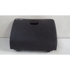  Бардачок к  Mitsubishi  Colt,  1998