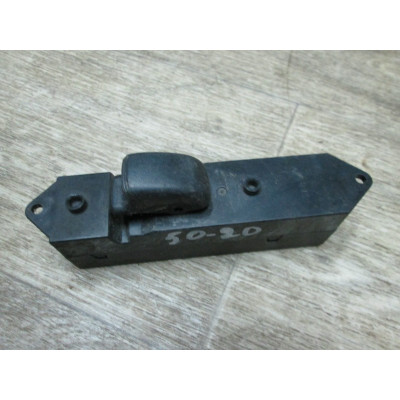  Кнопка (выключатель) к  Mitsubishi  Colt,  1998