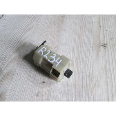  Вентилятор охлаждения отсека электроники к  Audi  A4,  1997