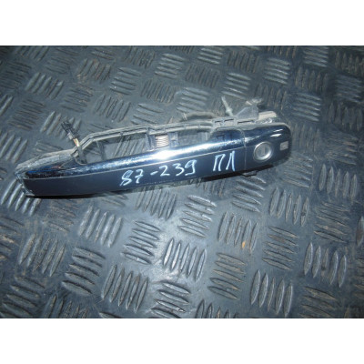  Ручка наружная передняя левая к  Mercedes  E W210,  2001