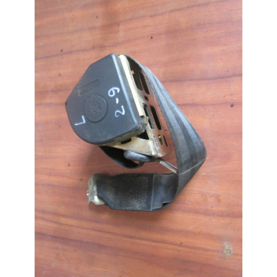  Ремень безопасности задний левый к  Audi  100,  1985