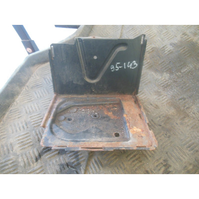  Полка аккумулятора к  Fiat  Punto,  2001