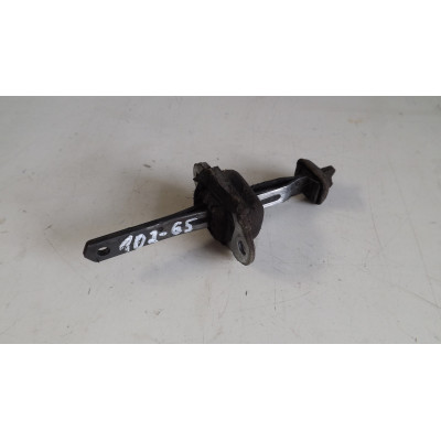  Ограничитель открывания двери задней к  Nissan  Sunny,  1993