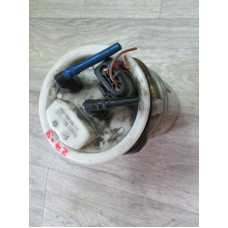  Колба в бак к  Volkswagen  Golf,  2000