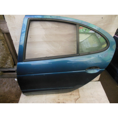  Дверь задняя левая к  Renault  Megane,  1997