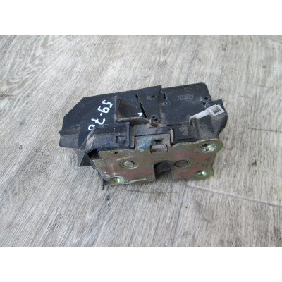  Замок двери задней правой к  Renault  Laguna,  1996