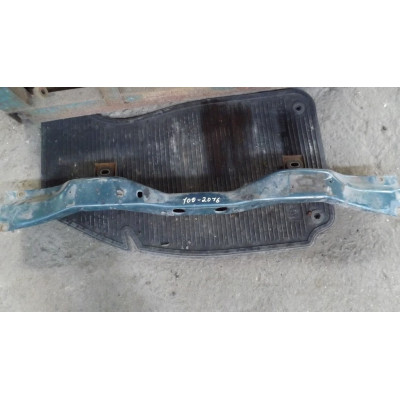 Накладка панели крепления облицовки (телевизора) к  Dodge  Grand Caravan,  2002