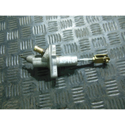  Цилиндр тормозной рабочий к  Nissan  Primera,  2001