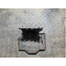  Полка аккумулятора к  Opel  Vectra,  1998