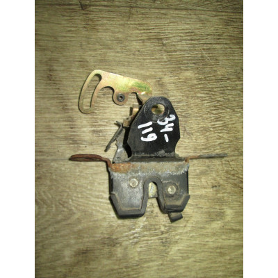 Замок багажника к  Ford  Escort,  1998