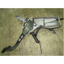  Педаль тормоза к  Audi  100,  1989