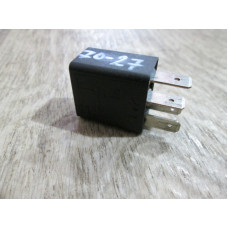  Реле (прочие) к  Opel  Zafira,  2002