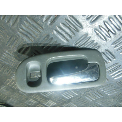  Ручка внутренняя передняя правая к  Rover  416,  1997