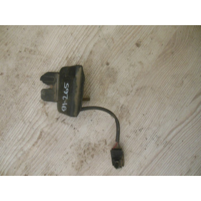  Замок багажника к  Nissan  Primera,  1998